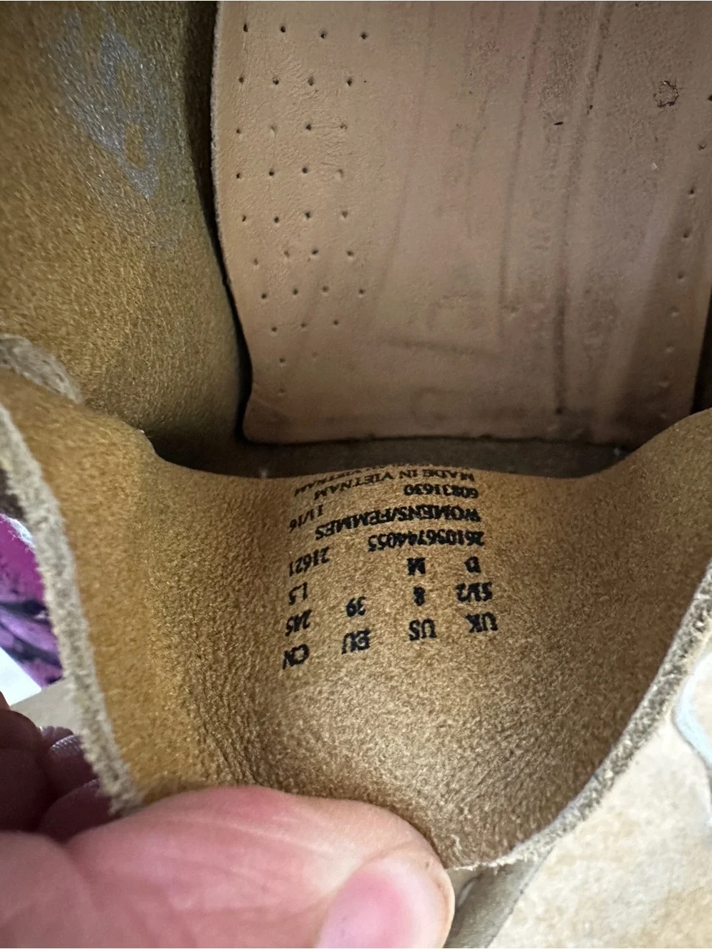 Clarks Wallabee Suede Beige Moccasin Crepe Platform Sole Shoes 8